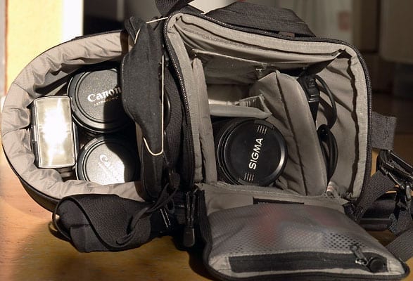 Toploader Schultertasche